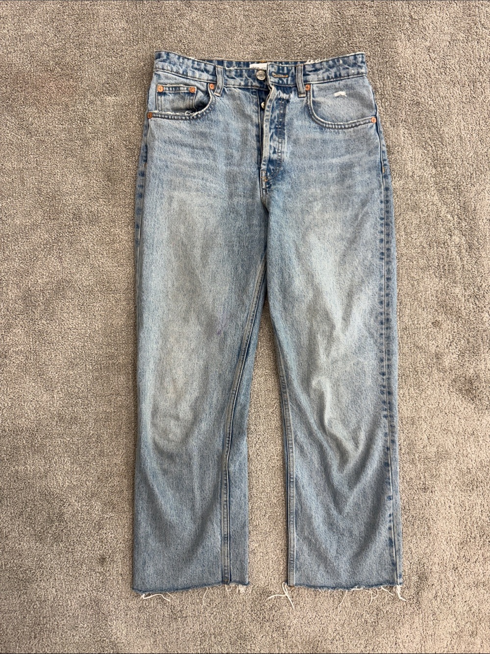 Zara Light Wash Straight-Leg Jeans - size 6